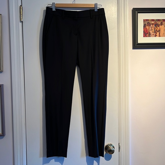 Theory Treeca Cropped Wool Pants - Picture 1 of 7